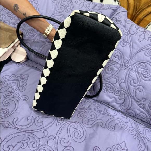 Betsy Johnson tote Crossbody and wallet - Picture 3 of 16